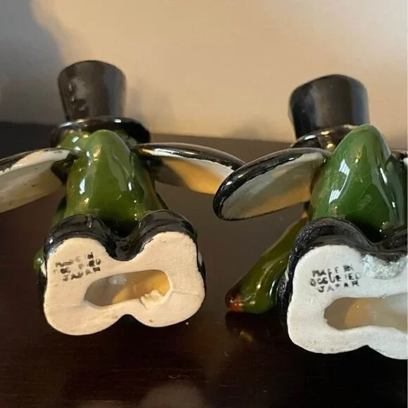 Vintage Cricket Figurines From Japan MCM 50’s 60’s BOHO Decor - Picture 3 of 3